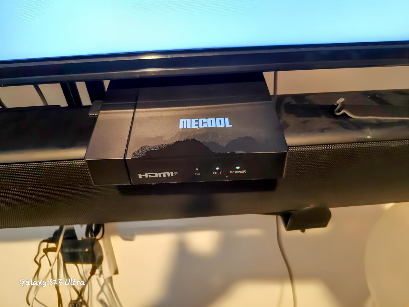 MECOOL KM9PRO MAX Smart TV Box 2GB 32GB Certification Netflix Google Assistant Dolby Audio, GTV TV Box 4K Support AV1 HDR 4K 2.4G 5.0G WiFi5 BT5.0 - Customer Photo 1