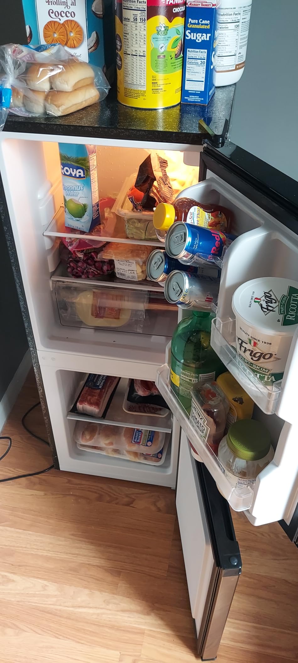 Upstreman 4.0 Cu.Ft Small Refrigerator with Bottom Freezer, Double Door Mini Refrigerator with Freezer, Mini Fridge for Kitchen, Apartment, Dorm, Office, BM40 (Stainless) - Customer Photo 1