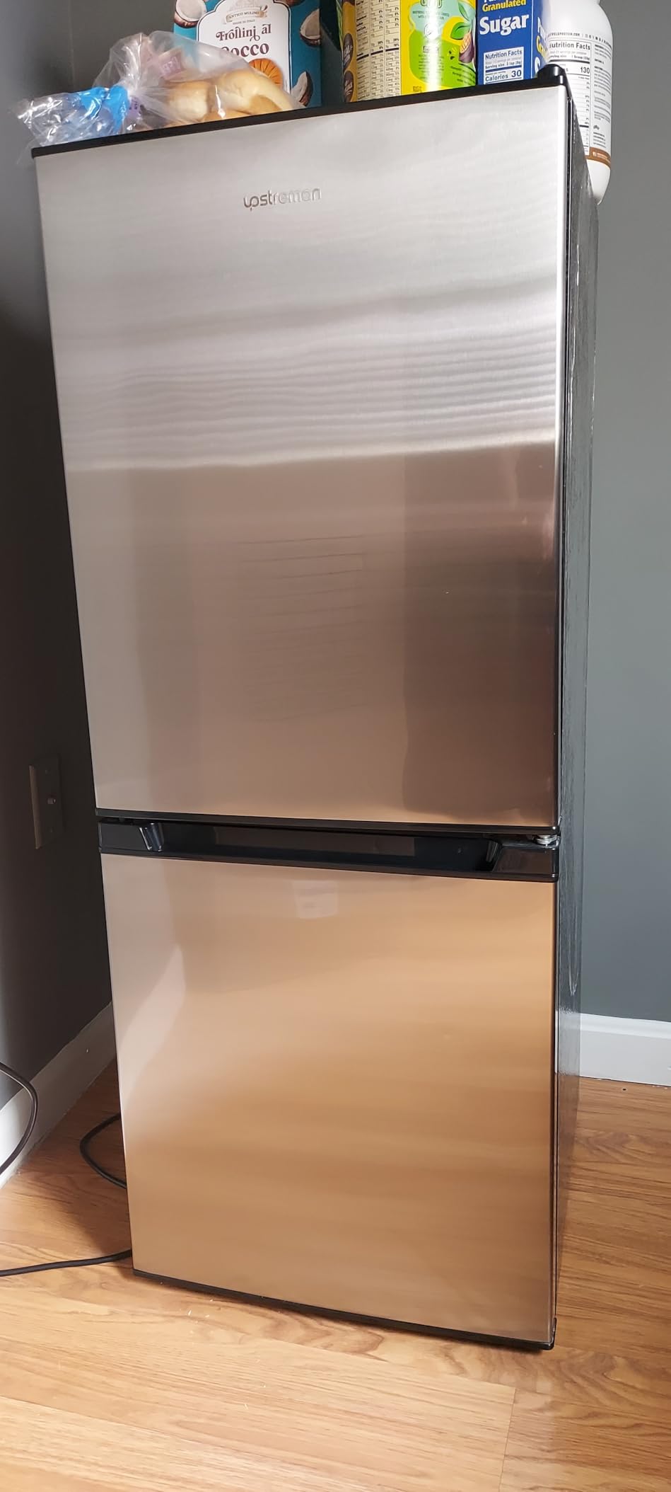 Upstreman 4.0 Cu.Ft Small Refrigerator with Bottom Freezer, Double Door Mini Refrigerator with Freezer, Mini Fridge for Kitchen, Apartment, Dorm, Office, BM40 (Stainless) - Customer Photo 3