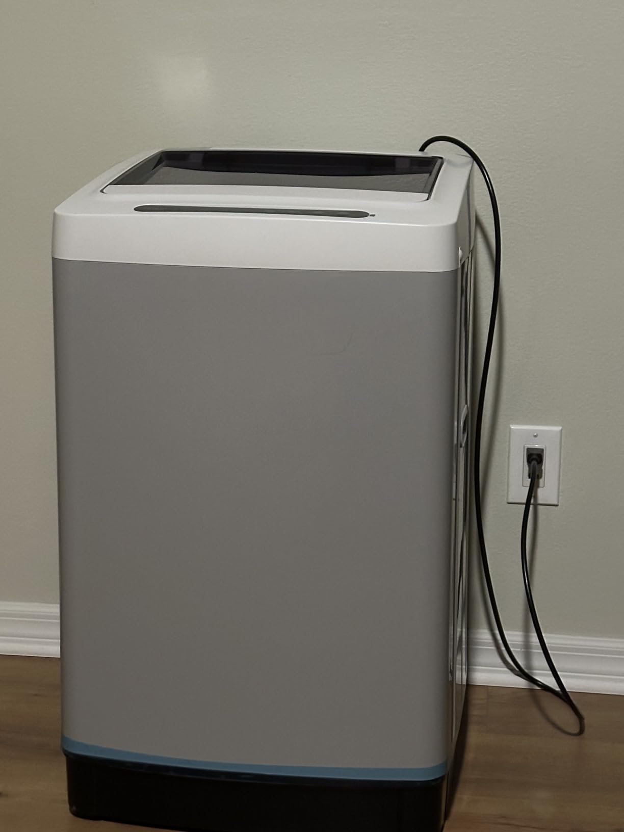 1.0 Cu.ft Portable Washing Machine for Home & Apartment, Full-Automatic Clothes Washer with 6 Water Level & 10 Wash Cycles, Drain Hose Included, White - Customer Photo 2