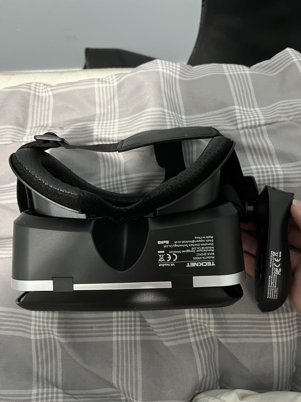 TECKNET VR Headset for Phone, Virtual Reality Headsets with HD 110°FOV Anti-Blue Light Lenses & Adjustable Gears, 3D VR Headset for Kids Compatible iPhone Samsung Android 4.7-7.2 TECKNET VR Headset for Phone, Virtual Reality Headsets with HD 110°FOV Anti-Blue Light Lenses & Adjustable Gears, 3D VR Headset for Kids Compatible iPhone Samsung Android 4.7-7.2