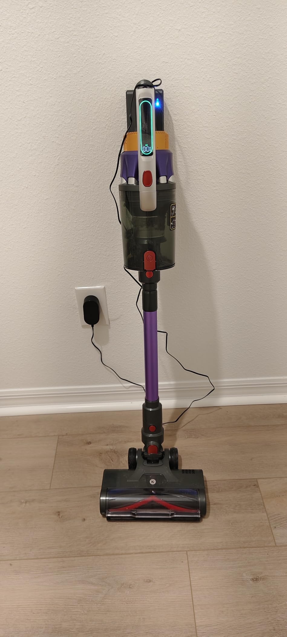 NADALY Cordless Vacuum Cleaner, 2025 New 580W 48KPA 65Mins Stick Vacuum Cordless Rechargeable, Anti-Tangle, Lightweight, Self-Standing Vacuum Cleaners for Home, Vacuum for Pet Hair/Carpet/Hard Floor Customer Review NADALY Cordless Vacuum Cleaner, 2025 New 580W 48KPA 65Mins Stick Vacuum Cordless Rechargeable, Anti-Tangle, Lightweight, Self-Standing Vacuum Cleaners for Home, Vacuum for Pet Hair/Carpet/Hard Floor - Customer Photo 3
