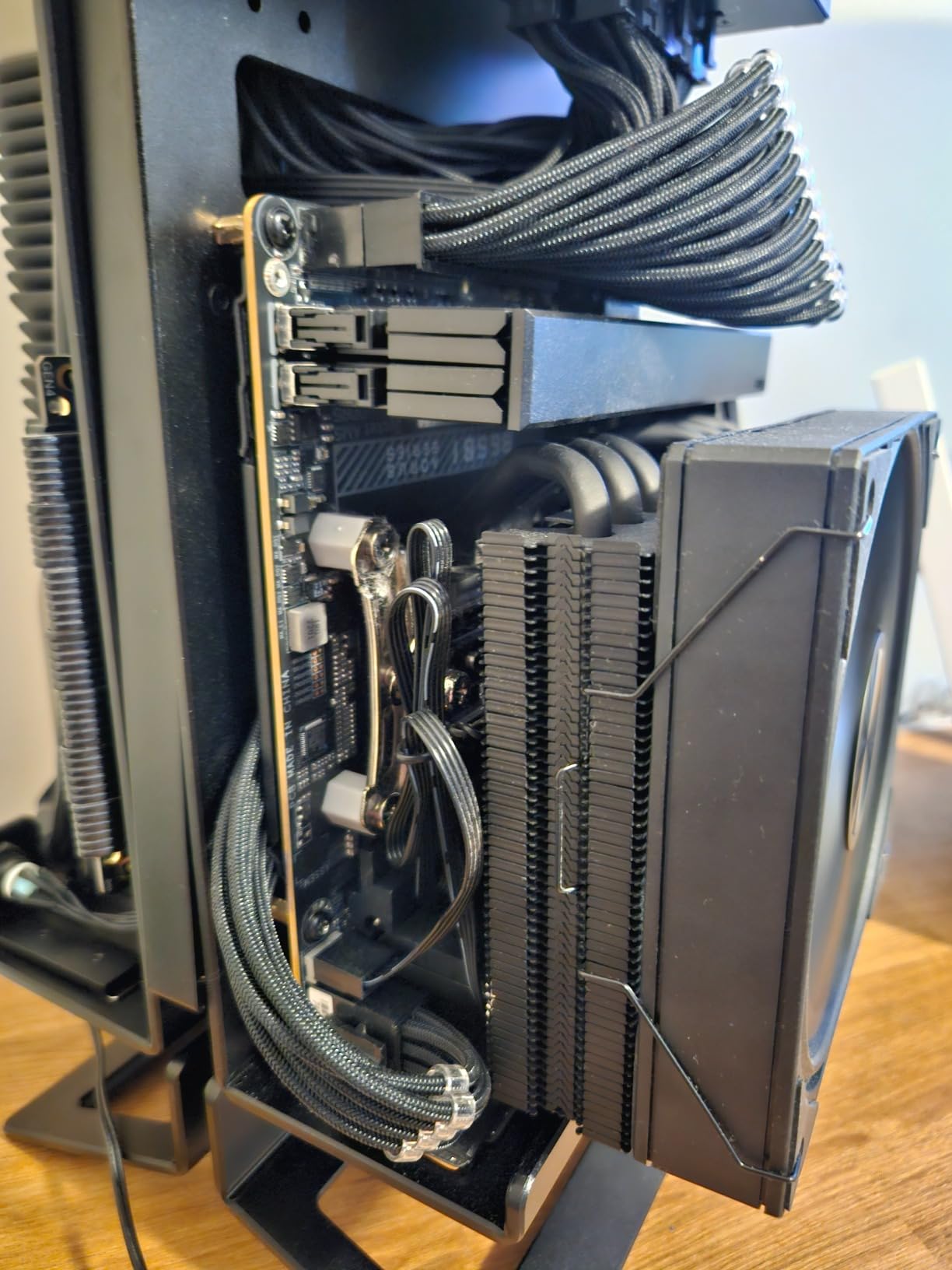 upHere H45K6 Low Profile CPU Cooler 45mm Height - 6 Heat Pipes, 150W TDP, 90mm PWM Fan for Intel LGA 1851/1700/115x/1200/2011/2066 & AMD AM5/AM4/AM3, Mini ITX Case Compatible Customer Review upHere H45K6 Low Profile CPU Cooler 45mm Height - 6 Heat Pipes, 150W TDP, 90mm PWM Fan for Intel LGA 1851/1700/115x/1200/2011/2066 & AMD AM5/AM4/AM3, Mini ITX Case Compatible - Customer Photo 1