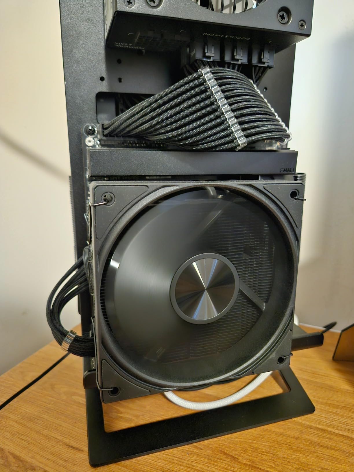 upHere H45K6 Low Profile CPU Cooler 45mm Height - 6 Heat Pipes, 150W TDP, 90mm PWM Fan for Intel LGA 1851/1700/115x/1200/2011/2066 & AMD AM5/AM4/AM3, Mini ITX Case Compatible Customer Review upHere H45K6 Low Profile CPU Cooler 45mm Height - 6 Heat Pipes, 150W TDP, 90mm PWM Fan for Intel LGA 1851/1700/115x/1200/2011/2066 & AMD AM5/AM4/AM3, Mini ITX Case Compatible - Customer Photo 2