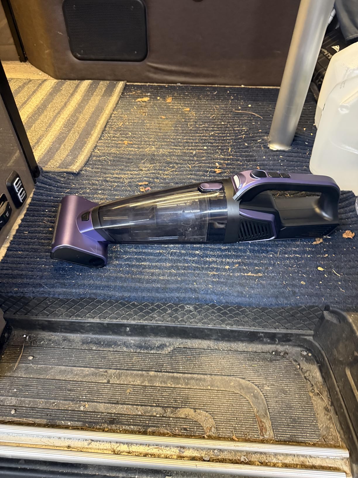 Pet Hair Handheld Vacuum Cordless: 20000PA High Power Car Vacuum with Motorized Brush and LED Light, Rechargeable Hand Held Vacuum Cleaner with Reusable Filter for Car, Home, Office & Pet, Purple - Customer Photo 2