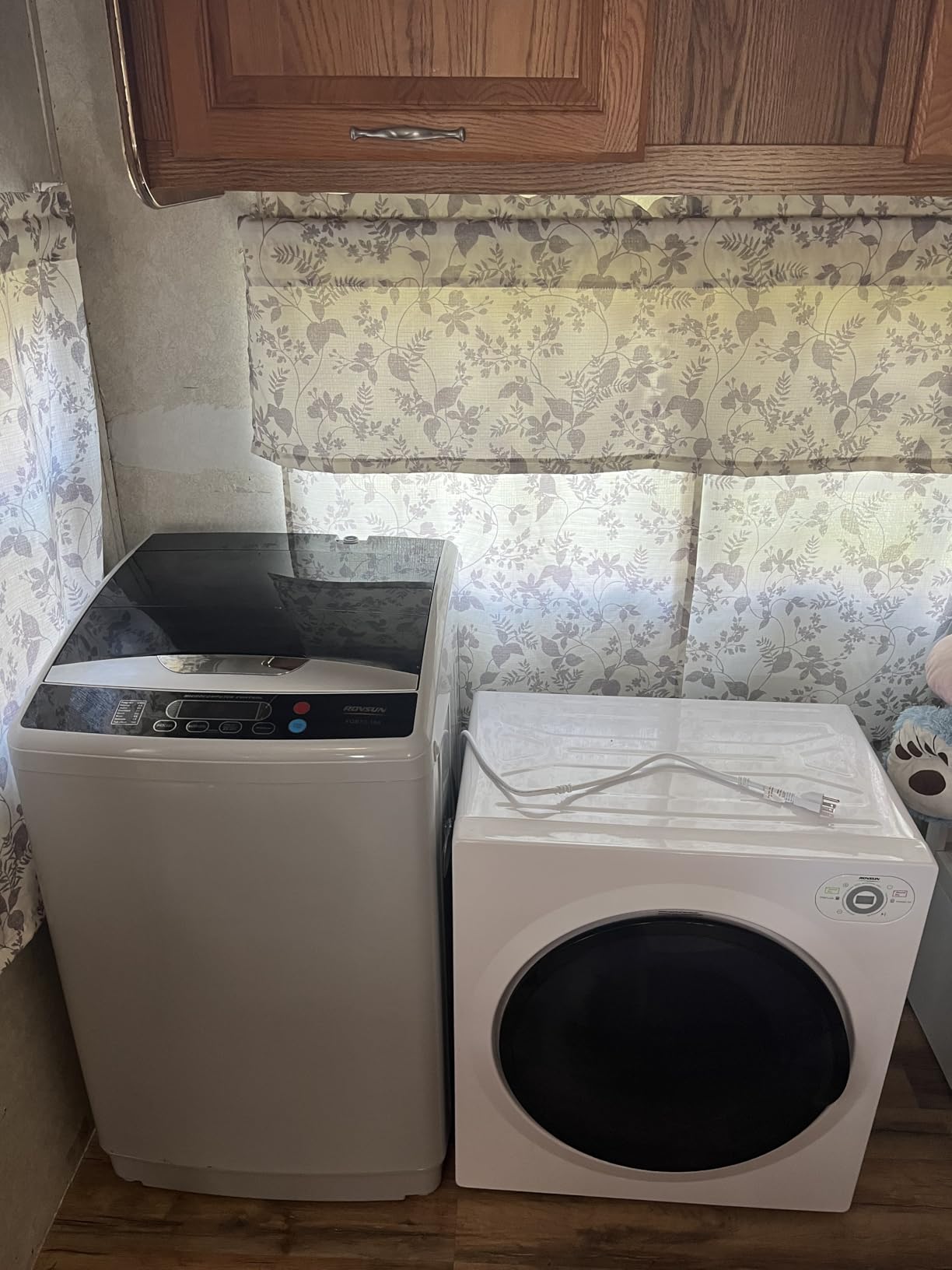 ROVSUN 25LBS Full Automatic Washing Machine and 2.6CuFt Portable Clothes Dryer Set, Electric Laundry Washer and Dryer Combo Set with Stainless Steel Inner Tub, for Apartment, Dorms, Home - Customer Photo 2