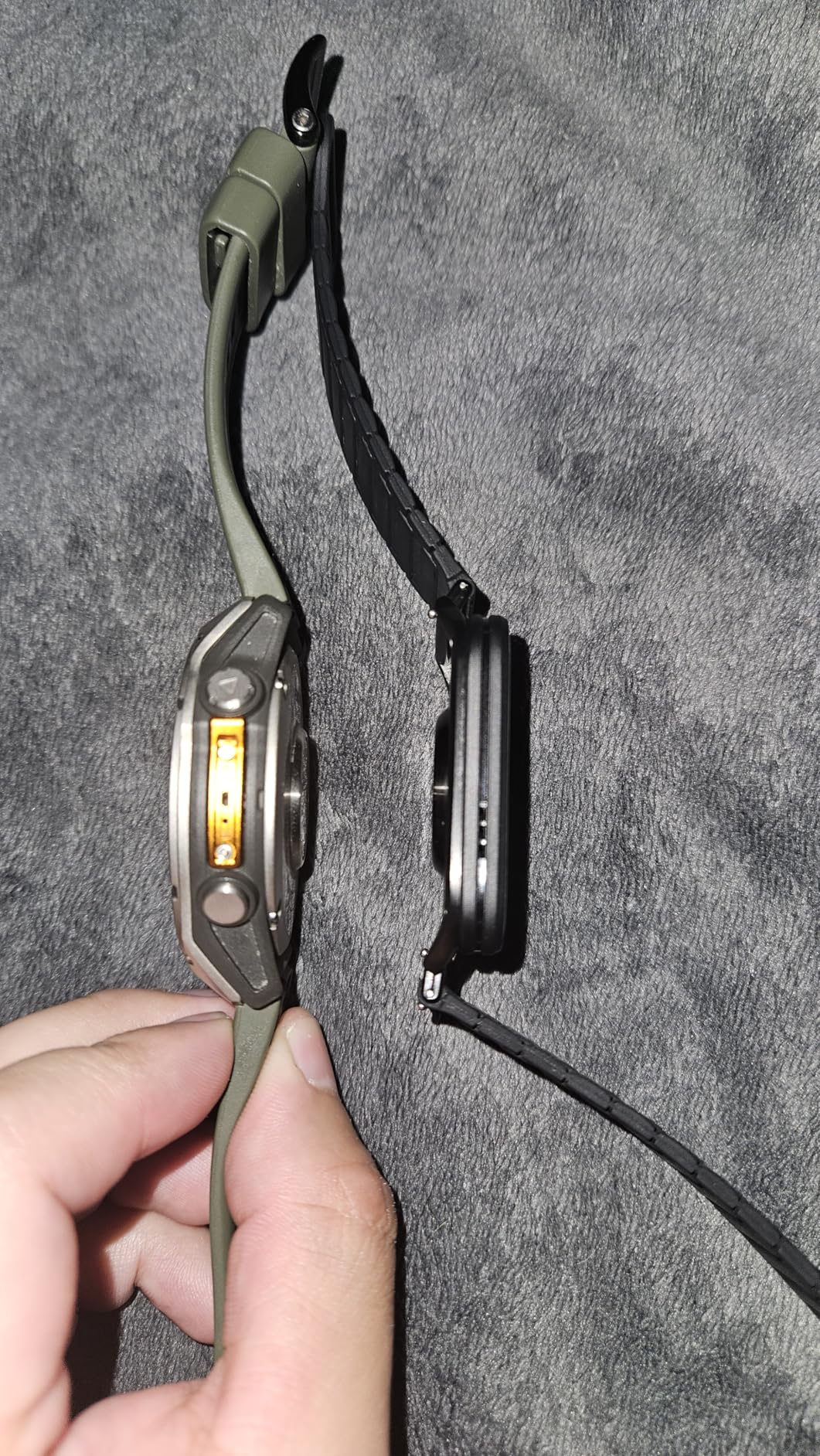 Garmin Venu X1, GPS Smartwatch, AMOLED Display, Advanced Health Monitoring, 10-day Battery, Slate Steel with Black Silicone Band Customer Review Garmin Venu X1, GPS Smartwatch, AMOLED Display, Advanced Health Monitoring, 10-day Battery, Slate Steel with Black Silicone Band - Customer Photo 2