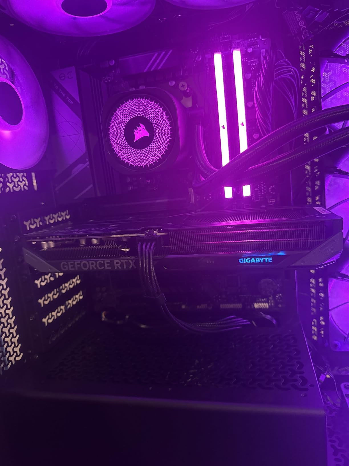 GIGABYTE GeForce RTX 5060 Ti WINDFORCE MAX OC 16G Graphics Card, 16GB 128-bit GDDR7, PCIe 5.0, WINDFORCE Cooling System, GV-N506TWF2MAX OC-16GD Video Card - Customer Photo 1