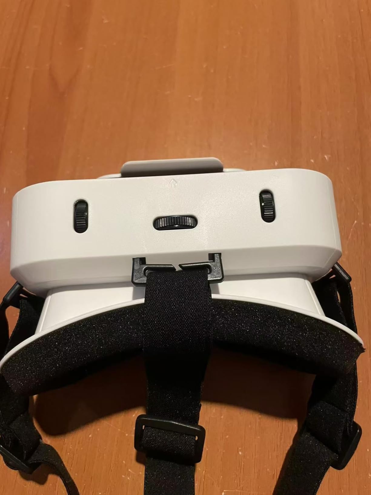 Virtual Reality Headset for Phone with Controller, 3D VR Glasses Adjustable VR Virtual Reality Goggles, Compatible 4.7-6.5 inch for iPhone & Android, for Movies Games(Black) Customer Review Virtual Reality Headset for Phone with Controller, 3D VR Glasses Adjustable VR Virtual Reality Goggles, Compatible 4.7-6.5 inch for iPhone & Android, for Movies Games(Black) - Customer Photo 1