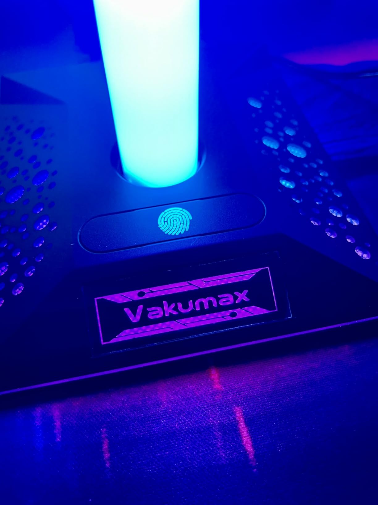 RGB PC Gaming Headset Stand with Charging Hub - 3 Ports (USB/Tpye-C Charging Port), Headphone Holder with 10 Color Modes, Touch Control, Desk Organizer & Cable Management - Customer Photo 3