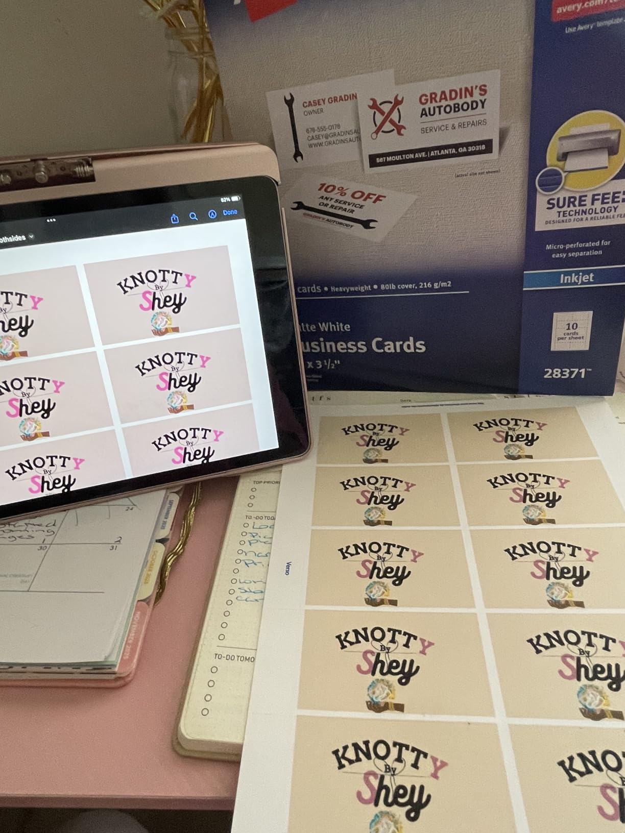 Avery Printable Business Cards with Sure Feed Technology, 2