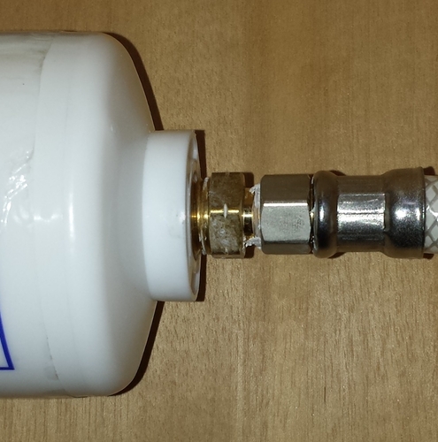 Watts Premier 20,000 Gallon Inline Water Filter with Two 1/4 Watts Premier 20,000 Gallon Inline Water Filter with Two 1/4