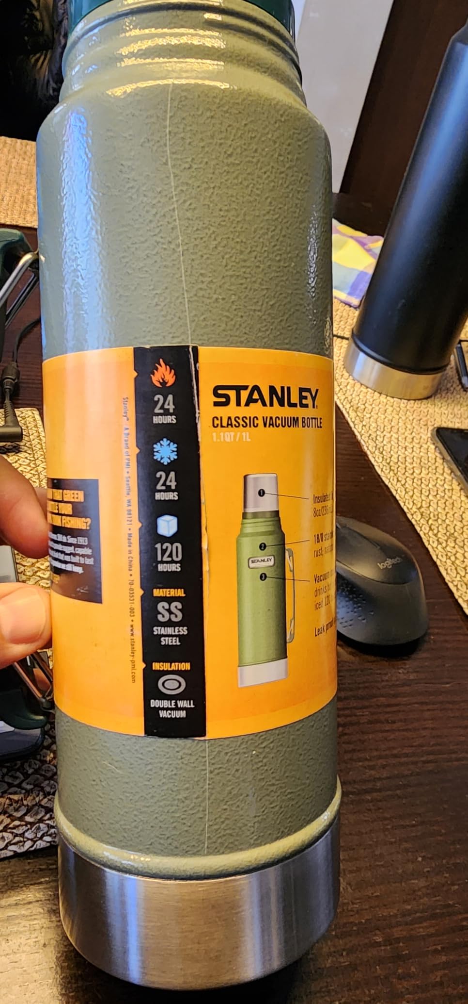 Stanley Heritage Classic Vacuum Bottle with Handle 1.1 qt | Wide Mouth with Leakproof Cup Lid | Keep Drinks Hot or Cold for Travel | Insulated Stainless Steel Thermos | BPA-Free | Hammertone Green - Customer Photo 3