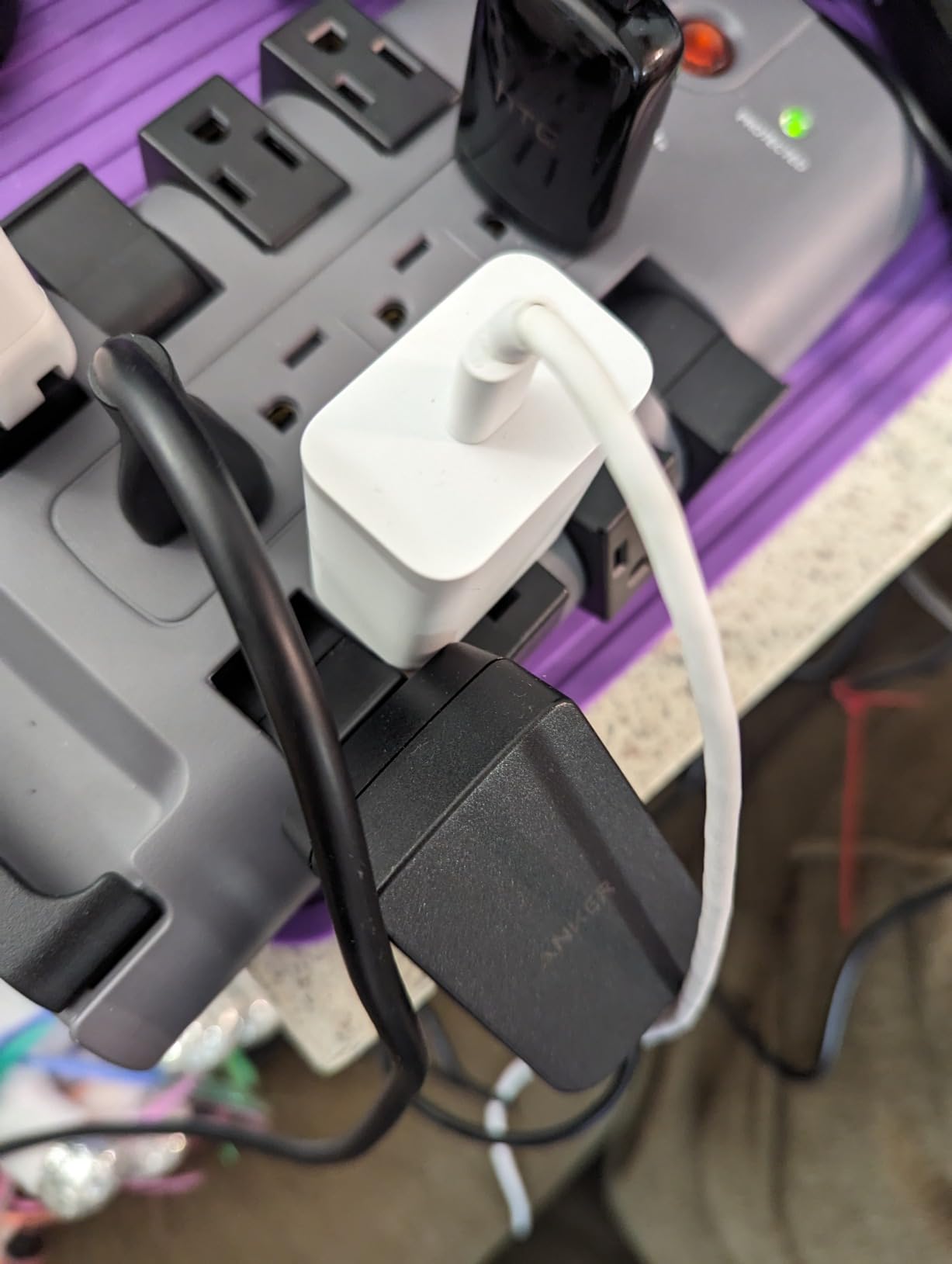 Belkin Surge Protector Power Strip w/ 8 Rotating & 4 Standard Outlets - 8ft Sturdy Extension Cord w/ Flat Pivot Plug for Home, Office, Travel, Desktop & Charging Brick - 4320 Joules of Protection Customer Review Belkin Surge Protector Power Strip w/ 8 Rotating & 4 Standard Outlets - 8ft Sturdy Extension Cord w/ Flat Pivot Plug for Home, Office, Travel, Desktop & Charging Brick - 4320 Joules of Protection - Customer Photo 2