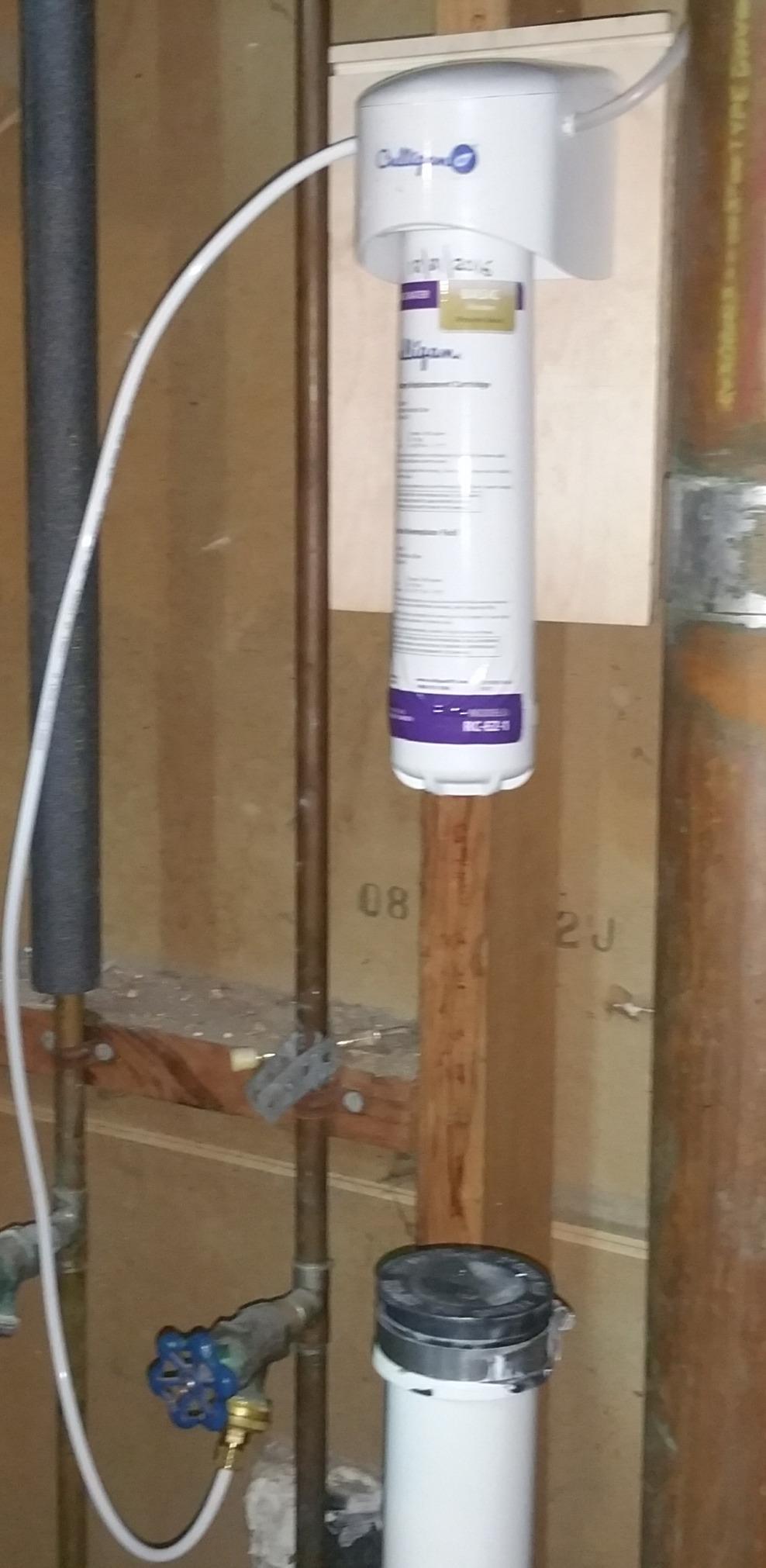 Culligan IC 1 EZ-Change Basic Inline Icemaker and Refrigerator Filtration System, 1 Count (Pack of 1) Customer Review Culligan IC 1 EZ-Change Basic Inline Icemaker and Refrigerator Filtration System, 1 Count (Pack of 1) - Customer Photo 2