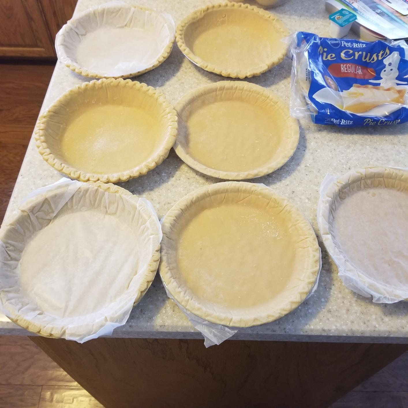 Pillsbury Frozen Pie Crust, Regular, Two 9-Inch Pie Crusts and Pans, 2 Ct, 10 oz - Customer Photo 1