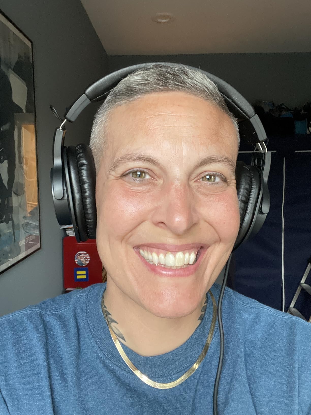 Audio-Technica ATH-M20x Professional Studio Monitor Headphones, Black (AUD ATHM20X) - Customer Photo 1