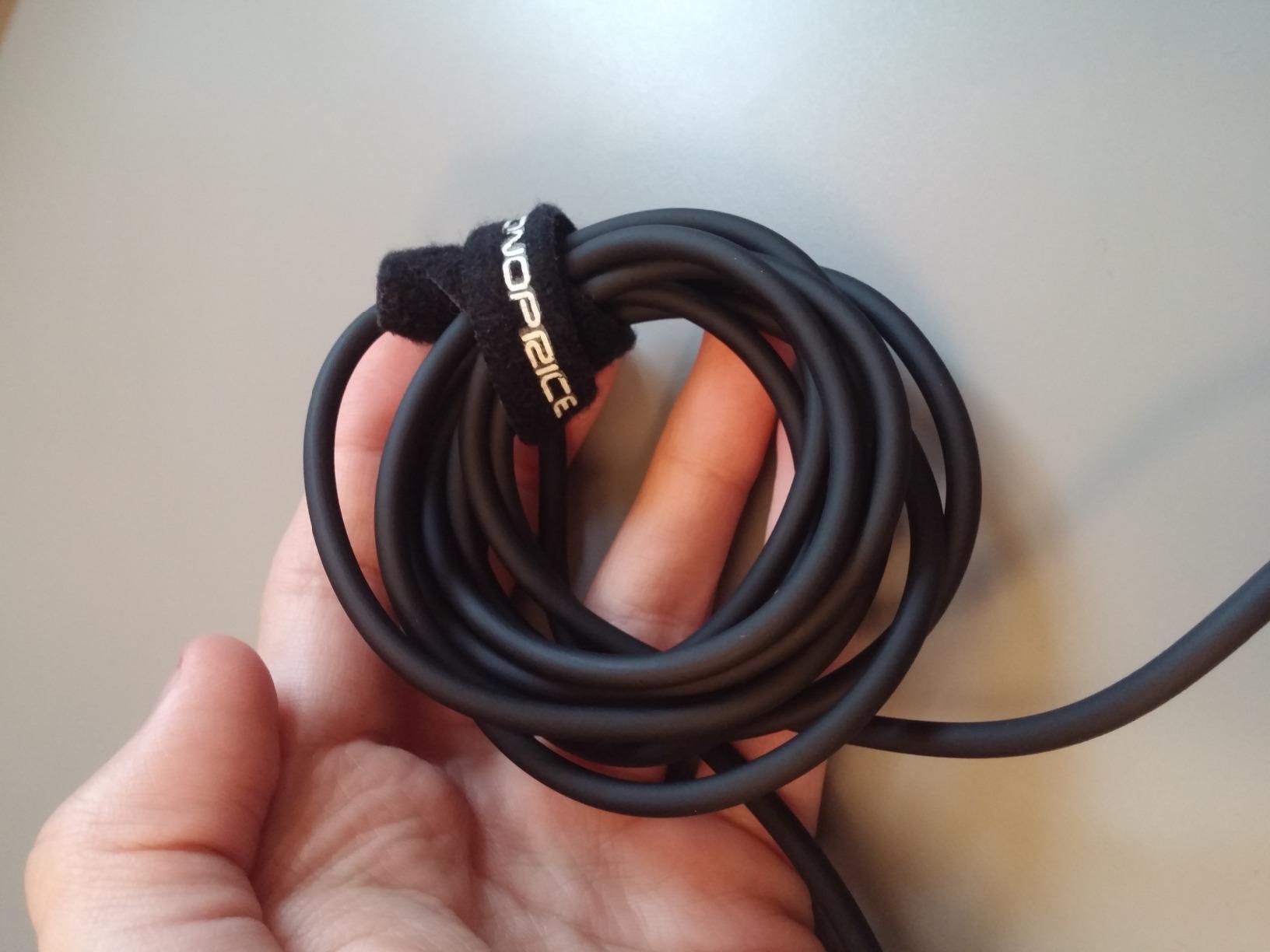 Audio-Technica ATH-M20x Professional Studio Monitor Headphones, Black (AUD ATHM20X) - Customer Photo 4