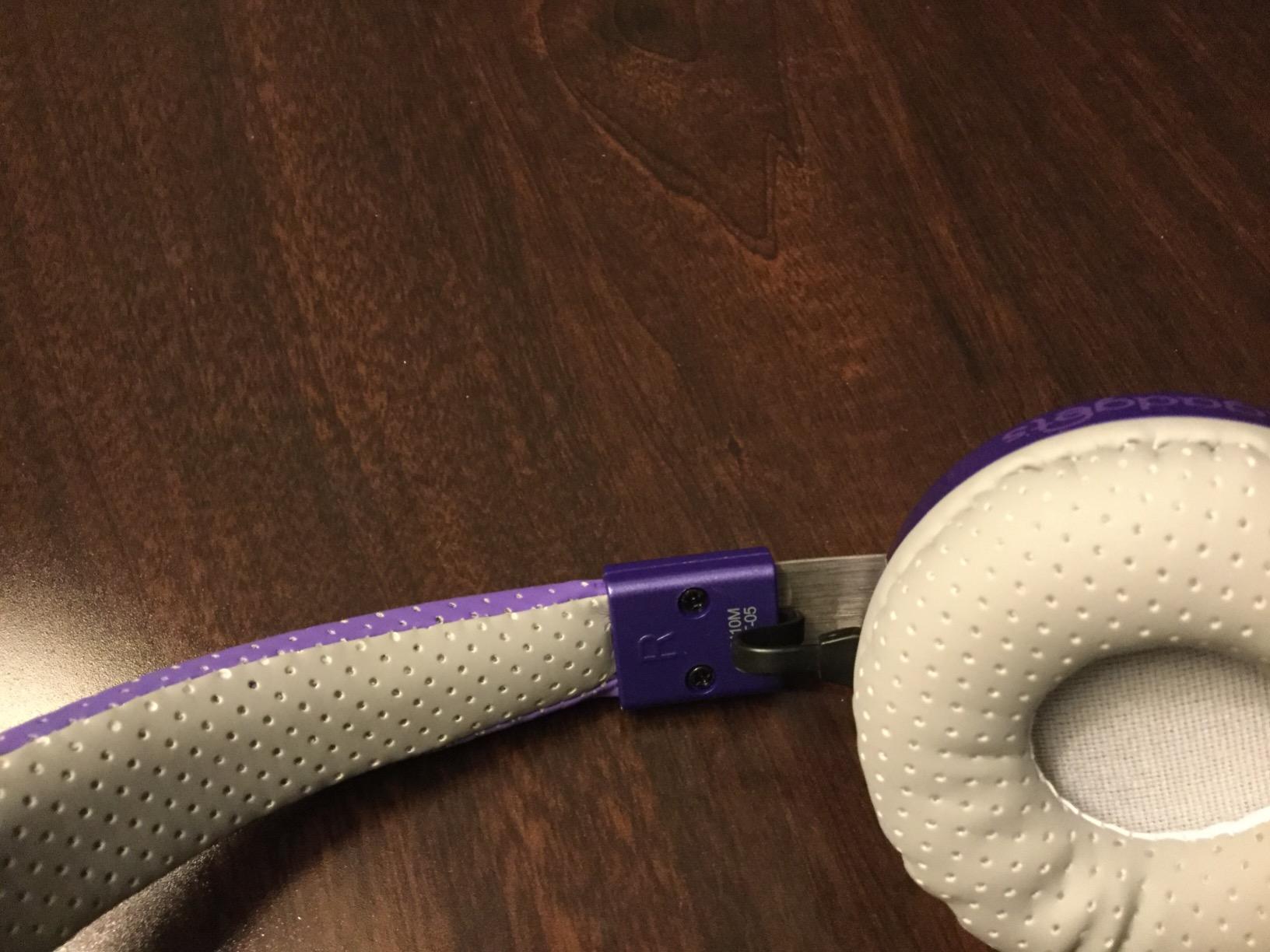 LilGadgets On-Ear Kids Headphones - 4+ Years, Pink, Untangled Pro - Bluetooth Kids Headset with SharePort & 3.5mm Jack - Volume Limited 93 dB & 12-Hour Playtime Customer Review LilGadgets On-Ear Kids Headphones - 4+ Years, Pink, Untangled Pro - Bluetooth Kids Headset with SharePort & 3.5mm Jack - Volume Limited 93 dB & 12-Hour Playtime - Customer Photo 2