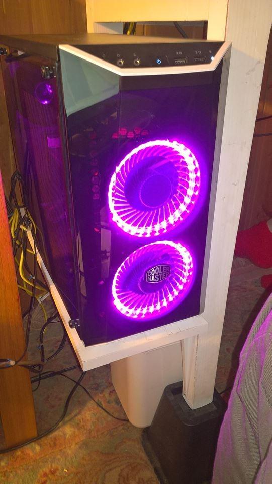 AMD Black Edition FX-8300 Vishera 8-Core Socket AM3-Plus 95W FD8300WMHKBOX Desktop Processor Customer Review AMD Black Edition FX-8300 Vishera 8-Core Socket AM3-Plus 95W FD8300WMHKBOX Desktop Processor - Customer Photo 1