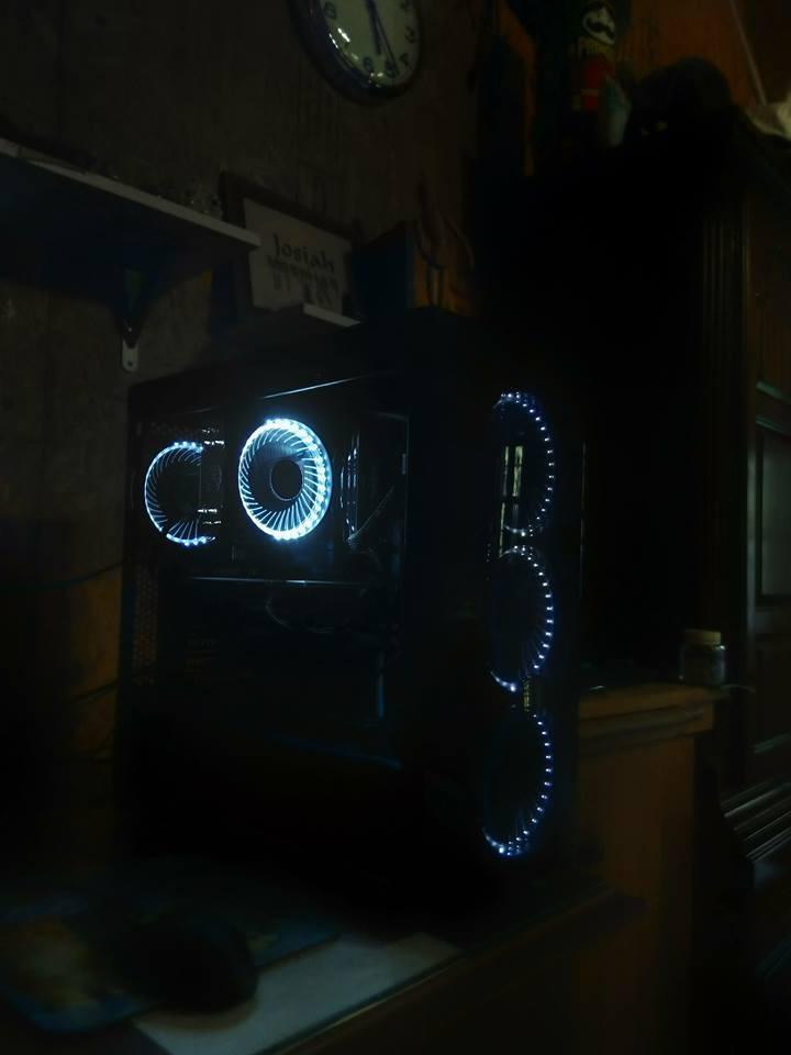 AMD Black Edition FX-8300 Vishera 8-Core Socket AM3-Plus 95W FD8300WMHKBOX Desktop Processor Customer Review AMD Black Edition FX-8300 Vishera 8-Core Socket AM3-Plus 95W FD8300WMHKBOX Desktop Processor - Customer Photo 2