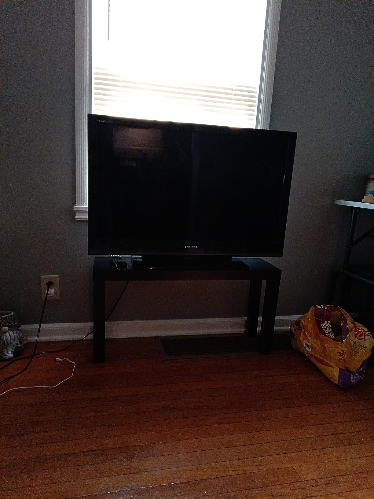 Ikea 902.432.97 Lack TV Stand, Black, 35-3/8 Inches Customer Review Ikea 902.432.97 Lack TV Stand, Black, 35-3/8 Inches - Customer Photo 1