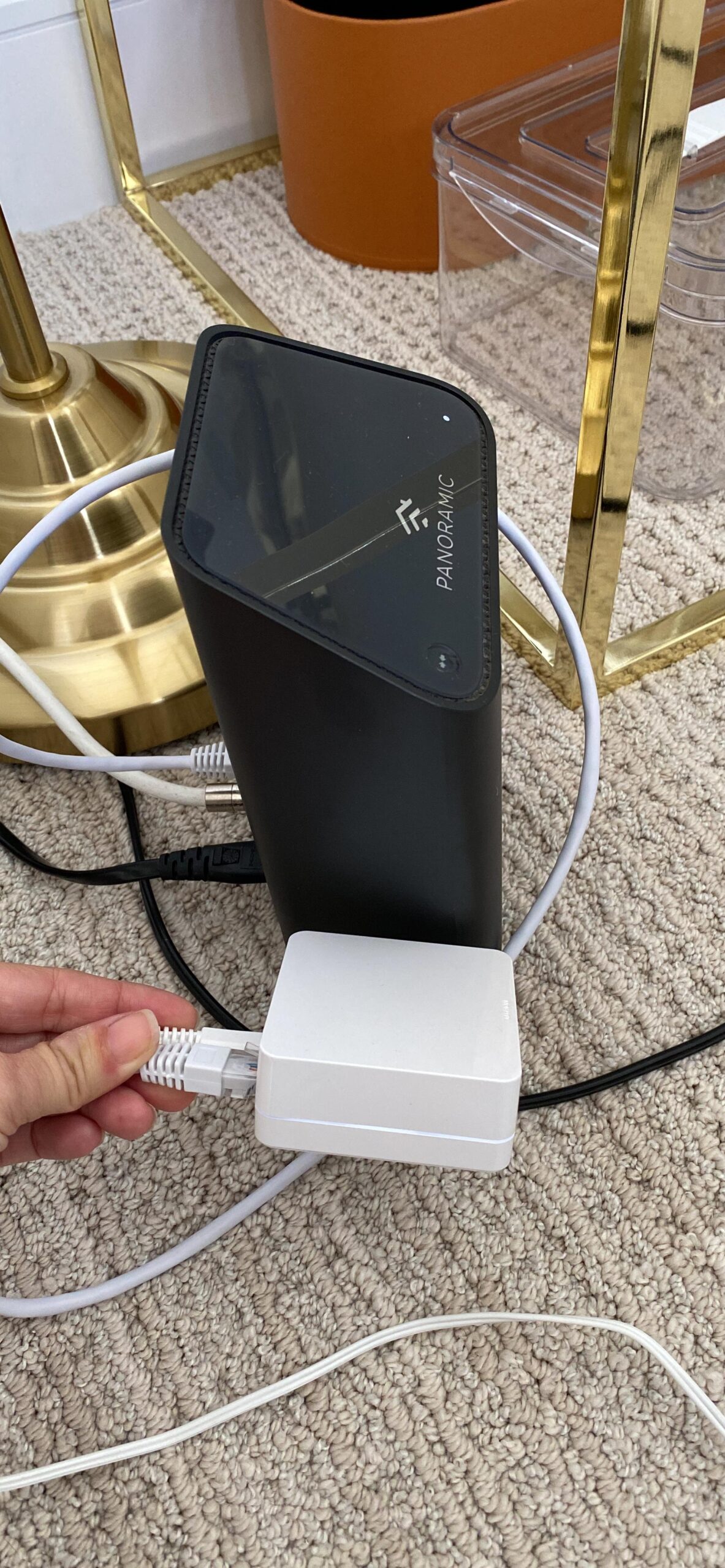 Lutron Caseta Smart Lighting Smart Hub for Light Bulbs and Fans, Compatible w/ Amazon Alexa, Apple Homekit, Google Home, 75 Device Capacity, L-BDG2-WH, White - Customer Photo 3