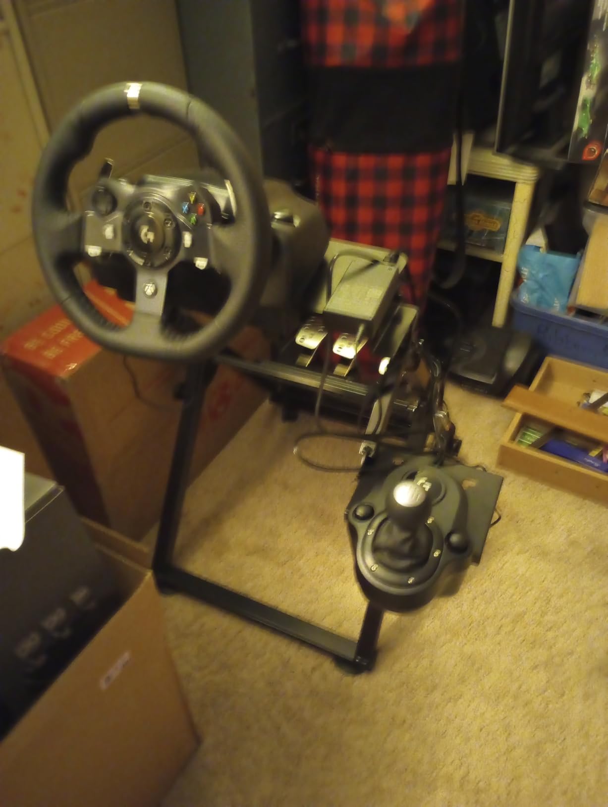 Logitech G920 Driving Force Racing Wheel and Floor Pedals, Real Force Feedback, Stainless Steel Paddle Shifters, Leather Steering Wheel Cover for Xbox Series X|S, Xbox One, PC, Mac - Black - Customer Photo 2