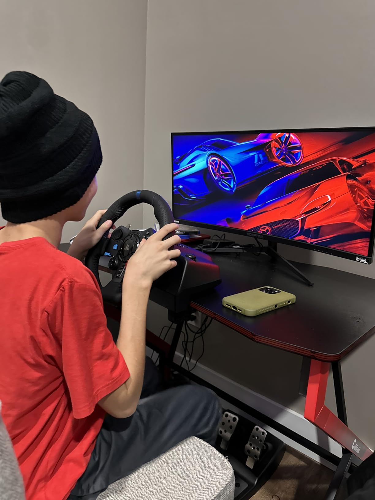 Logitech G29 Driving Force Racing Wheel and Floor Pedals, Real Force Feedback, Stainless Steel Paddle Shifters, Leather Steering Wheel Cover for PS5, PS4, PC, Mac - Black - Customer Photo 1