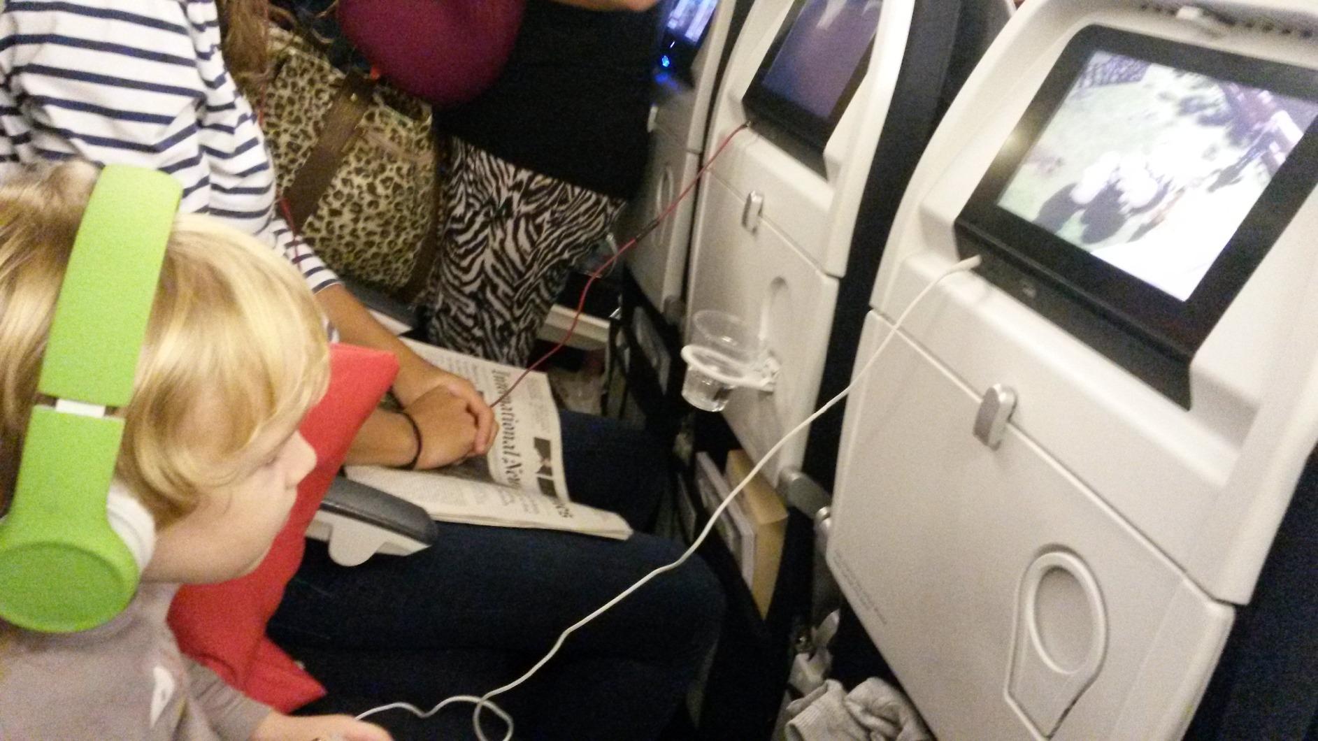 LilGadgets Connect+ Foldable Kids Headphones for School - On-Ear Wired Headphones with Mic - Volume Limited, Noise Reduction & SoftTouch Padding - SharePort Technology for Multiple Kids - Black Customer Review LilGadgets Connect+ Foldable Kids Headphones for School - On-Ear Wired Headphones with Mic - Volume Limited, Noise Reduction & SoftTouch Padding - SharePort Technology for Multiple Kids - Black - Customer Photo 1