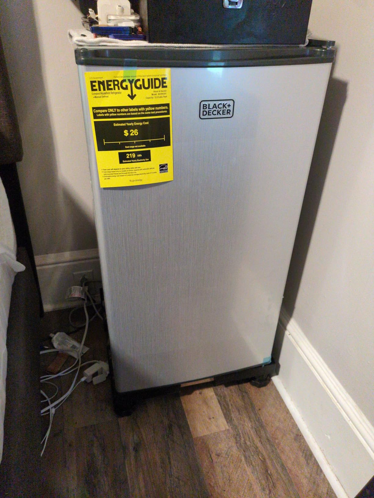 BLACK+DECKER 1.7 Cu. Ft. Compact Refrigerator, ENERGY STAR Certified, Single Door Mini Fridge with Chiller Compartment, Personal Fridge for Home or Dorm Room, R600a Refrigerant, BCRK17W, White - Customer Photo 1