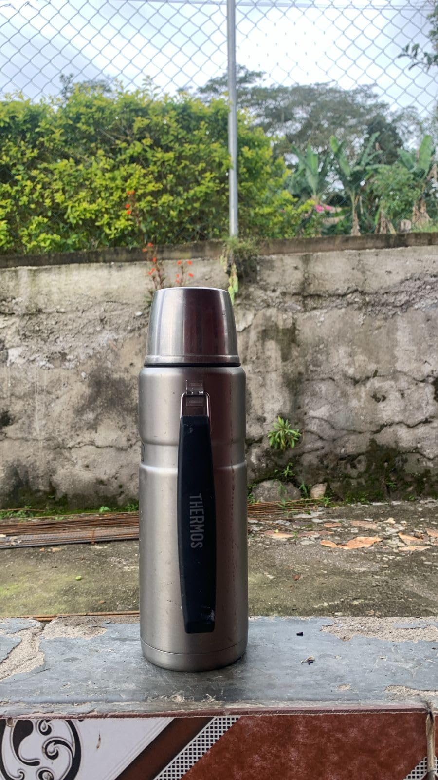 THERMOS Stainless King Vacuum-Insulated Beverage Bottle, 40 Ounce, Matte Stainless Steel - Customer Photo 1