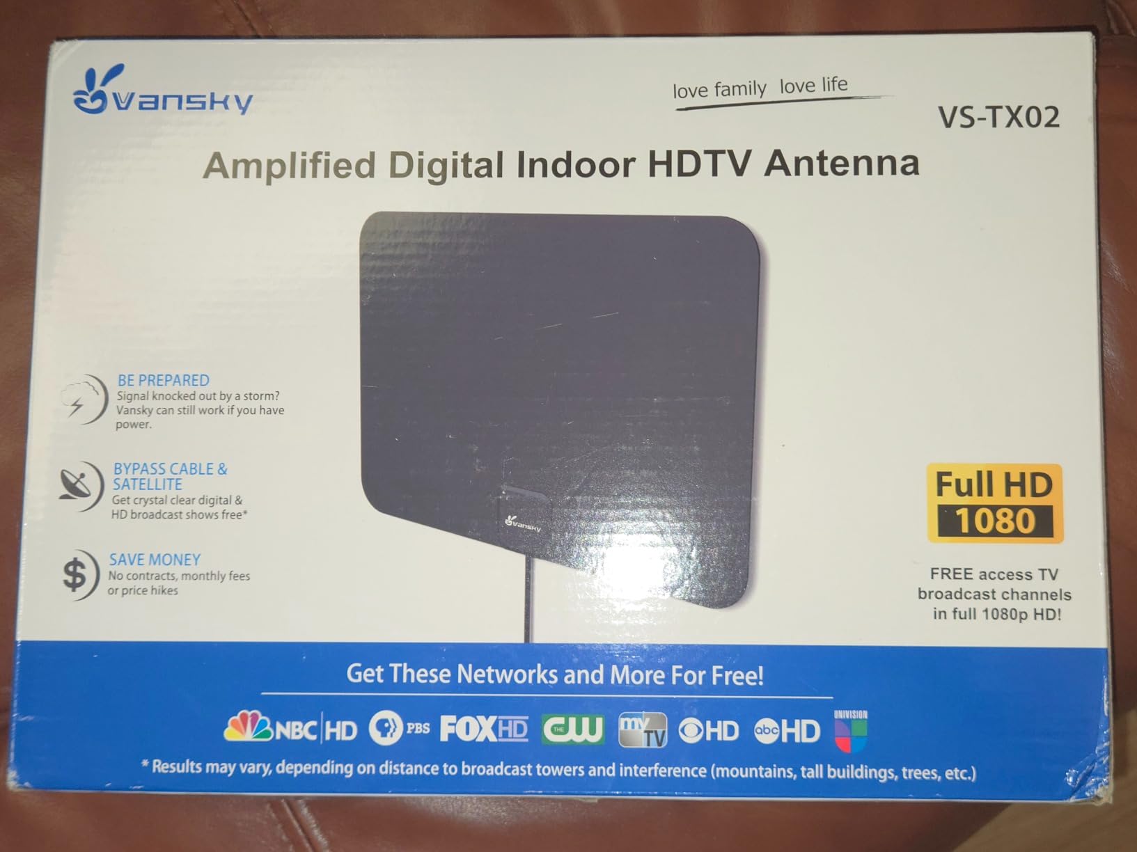 TV Antenna Indoor, Digital Amplified Indoor HDTV Antenna, 1080p VHF UHF Television Local Channels Detachable Signal Amplifier and 16.5ft Long Coax Cable - Customer Photo 1