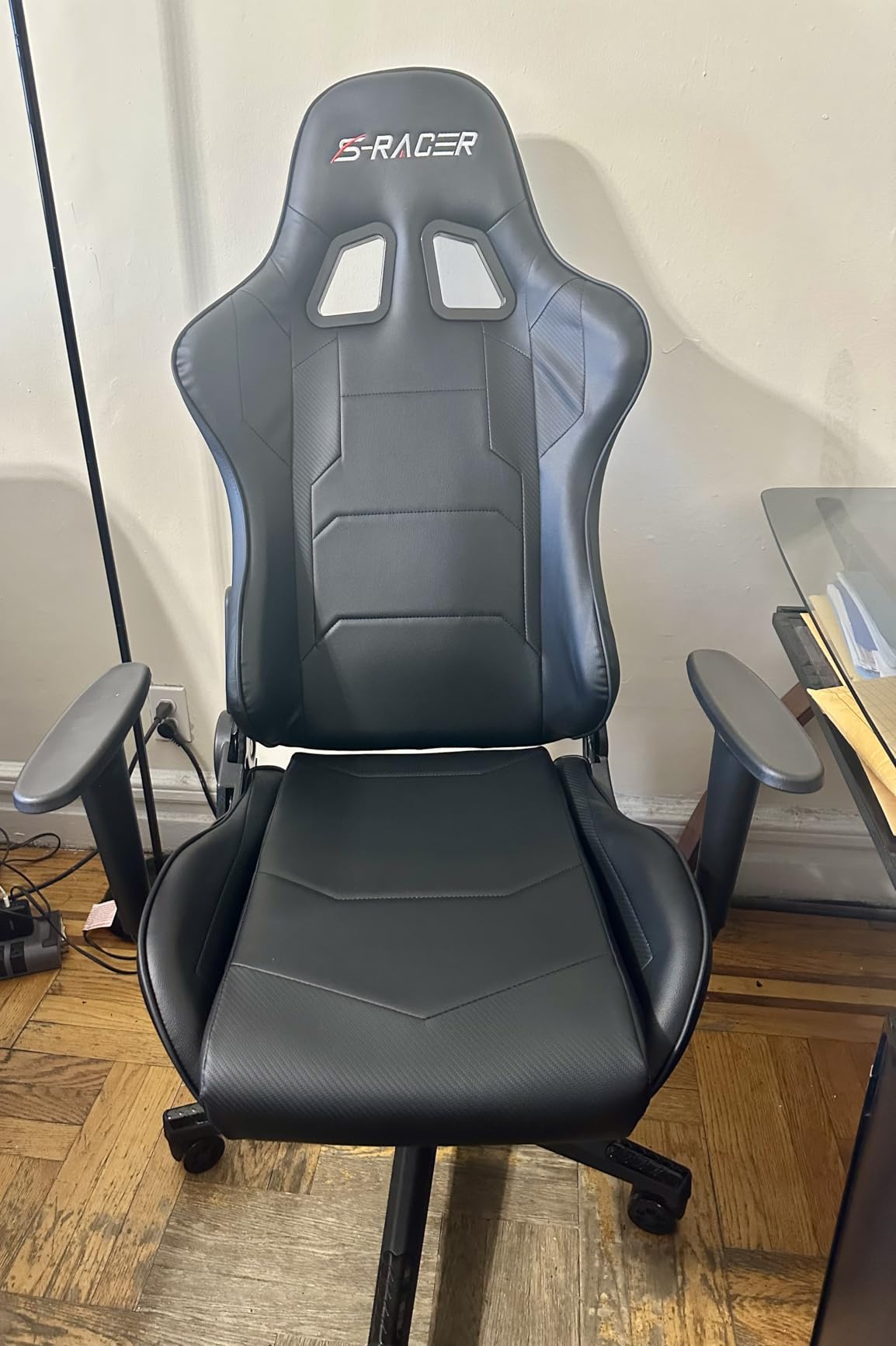 Homall Gaming Chair, Office Chair High Back Computer Chair Leather Desk Chair Racing Executive Ergonomic Adjustable Swivel Task Chair with Headrest and Lumbar Support (White) Customer Review Homall Gaming Chair, Office Chair High Back Computer Chair Leather Desk Chair Racing Executive Ergonomic Adjustable Swivel Task Chair with Headrest and Lumbar Support (White) - Customer Photo 1