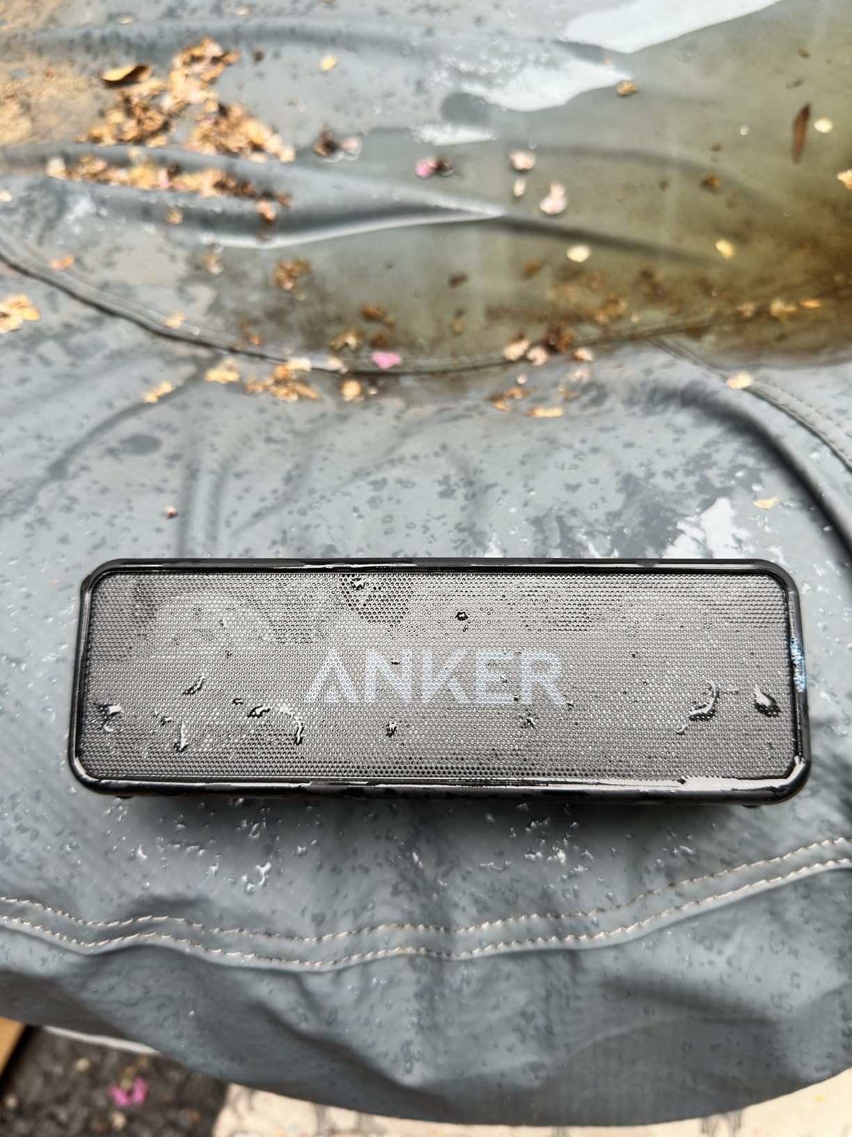 Anker Soundcore 2 Portable Bluetooth Speaker with Stereo Sound, Bluetooth 5, Bassup, IPX7 Waterproof, 24-Hour Playtime, Wireless Stereo Pairing, Speaker for Home, Outdoors, Travel Customer Review Anker Soundcore 2 Portable Bluetooth Speaker with Stereo Sound, Bluetooth 5, Bassup, IPX7 Waterproof, 24-Hour Playtime, Wireless Stereo Pairing, Speaker for Home, Outdoors, Travel - Customer Photo 4