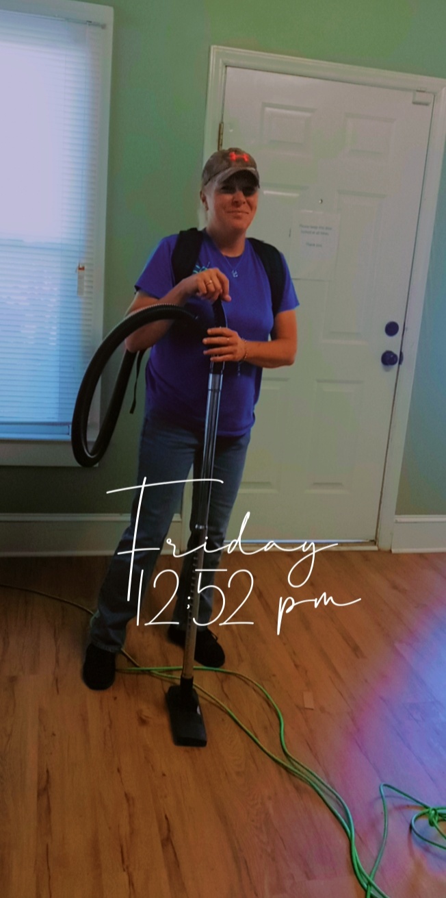 Atrix Ergo Pro Backpack Vacuum Cleaner, 8-Quart HEPA Filtration, 1400W Motor, 106 CFM Suction, Lightweight & Quiet 72 dB, Includes Hose, Wand, Carpet/Hard Floor/Upholstery/Crevice Tools - Customer Photo 2