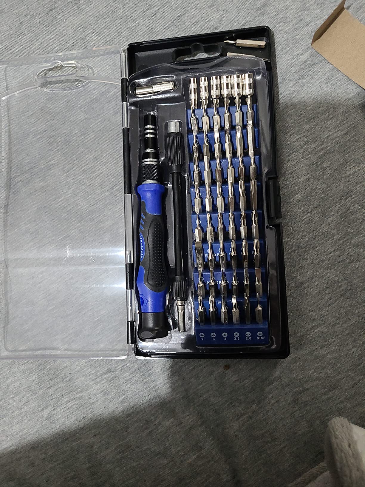 80 IN 1 Professional Computer Repair Tool Kit, Precision Screwdriver Set with 56 Bits, Magnetic Screwdriver Set for Laptop, PC, MacBook, Tablet, iPhone, PS4, Electronics, Gamer Tech Gifts for Men - Customer Photo 1