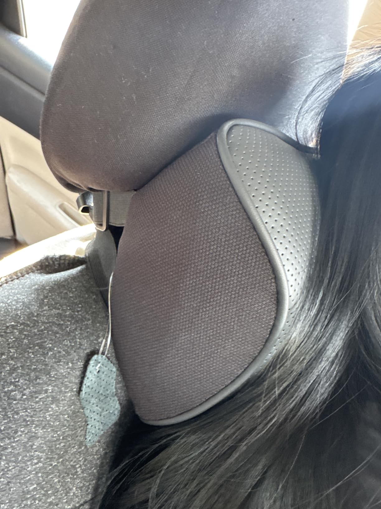 Aukee Memory Foam Car Neck Pillow Soft Leather Headrest for Driving Home Office Black (1PC) - Customer Photo 2