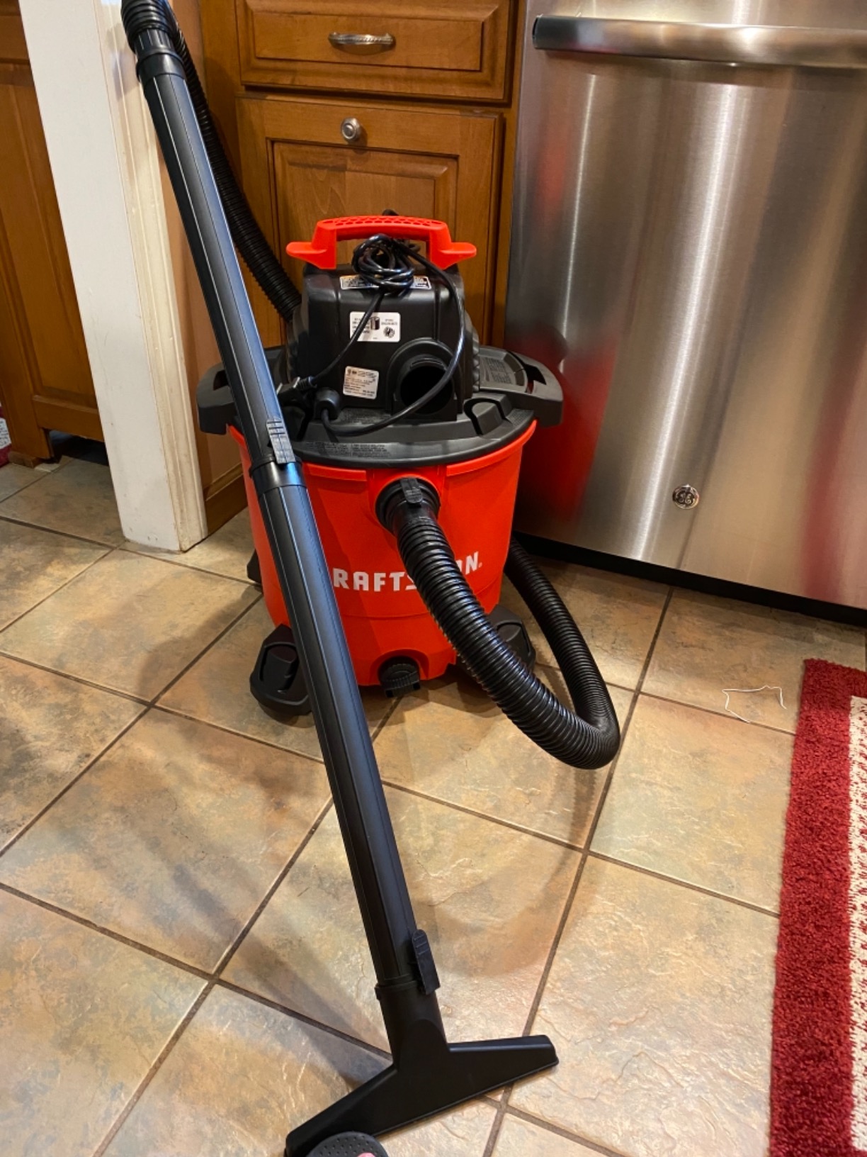 CRAFTSMAN CMXEVBE17590 9 Gallon 4.25 Peak HP Wet/Dry Shop Vac, Portable Shop Vacuum Wet and Dry with Filter, Dust Bag, Hose and Attachments for Home, Garage and Automotive Cleaning - Customer Photo 2