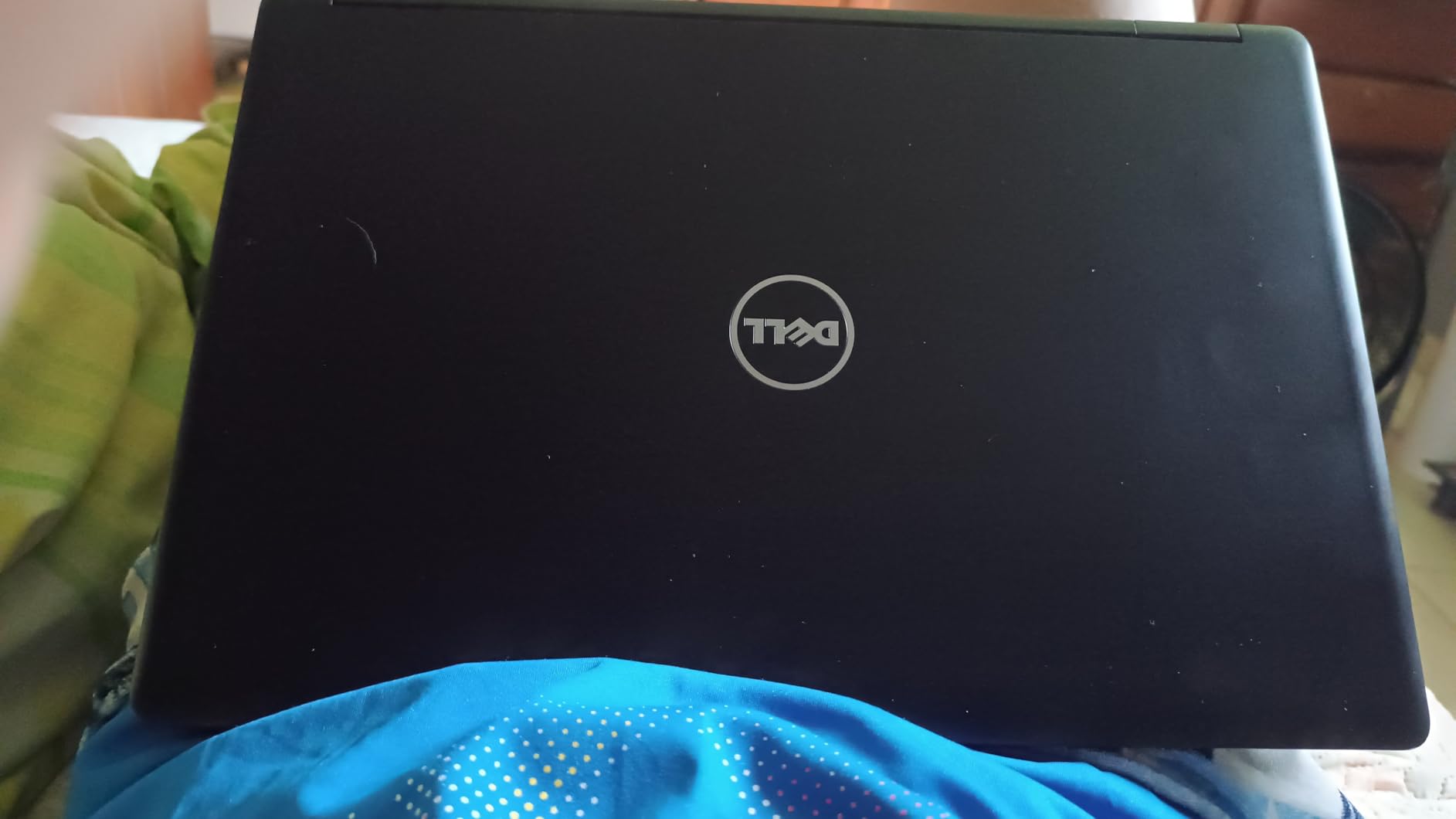 Dell Latitude 5580 HD 15.6 Inch Business Laptop Notebook PC (Intel Core i5-6300U, 8GB Ram, 256GB SSD, Camera, WiFi, HDMI, Type C Port) Win 10 Pro with Numeric Keyboard (Renewed) - Customer Photo 1