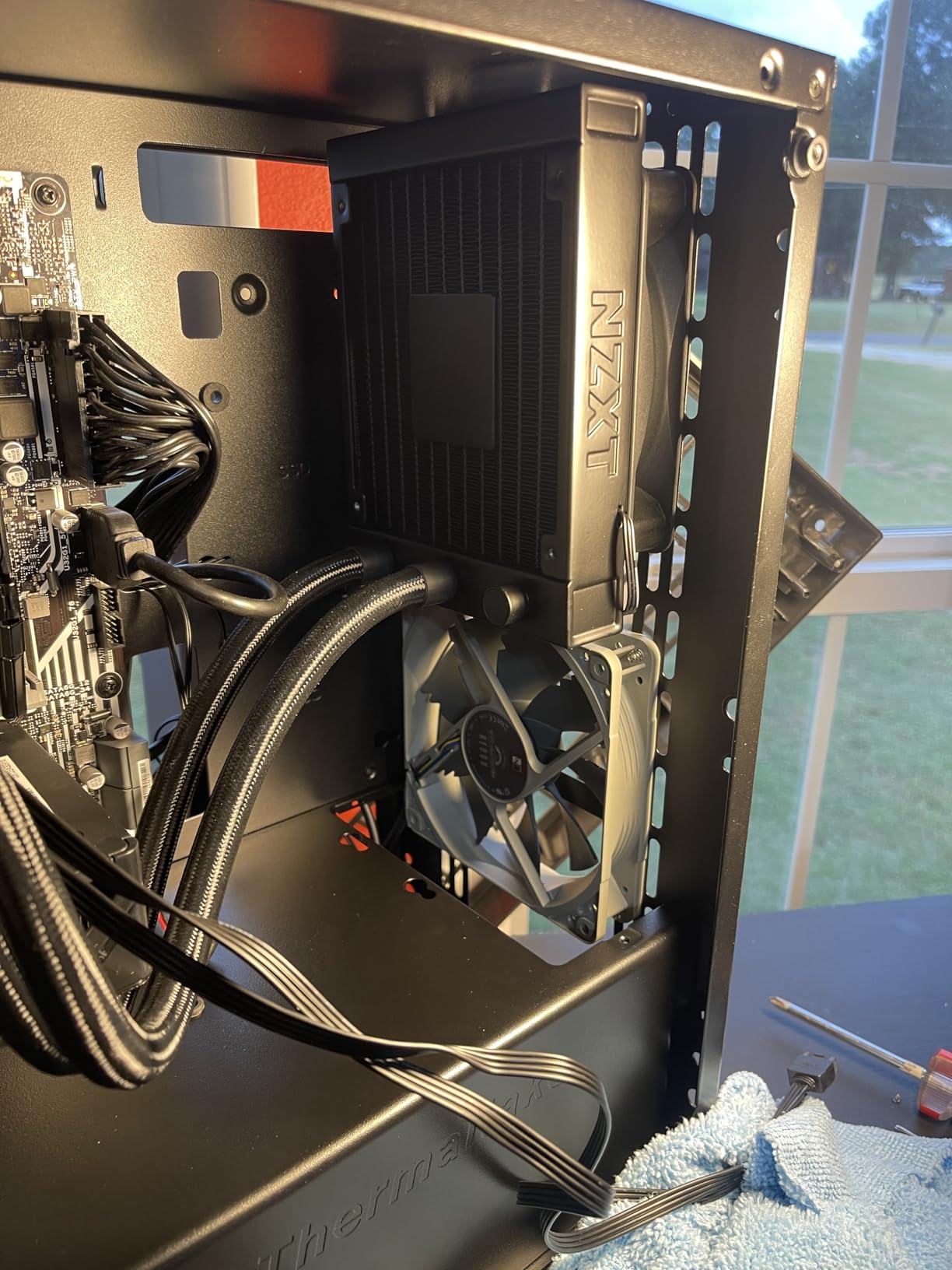 Noctua NF-P12 redux-1700 PWM, High Performance Cooling Fan, 4-Pin, 1700 RPM (120mm, Grey) - Customer Photo 2