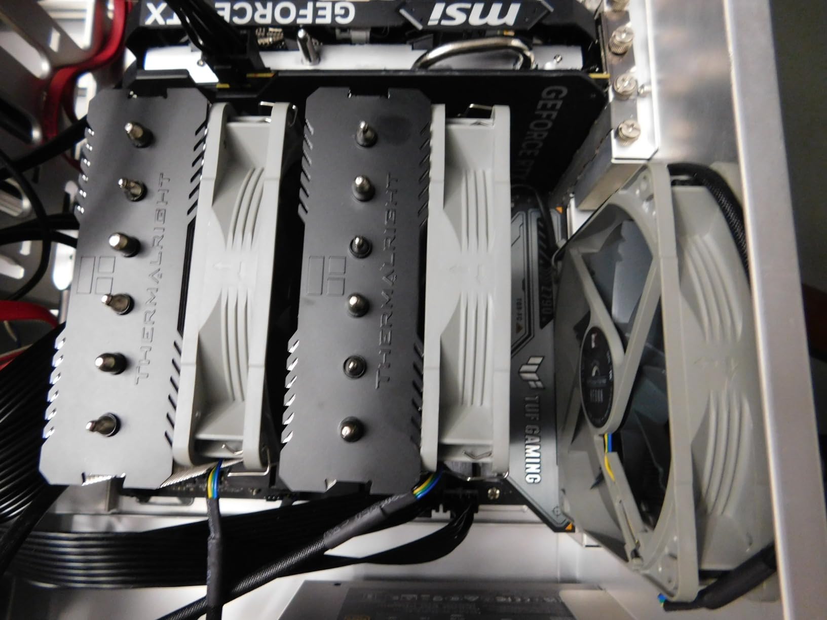 Noctua NF-P12 redux-1700 PWM, High Performance Cooling Fan, 4-Pin, 1700 RPM (120mm, Grey) - Customer Photo 4