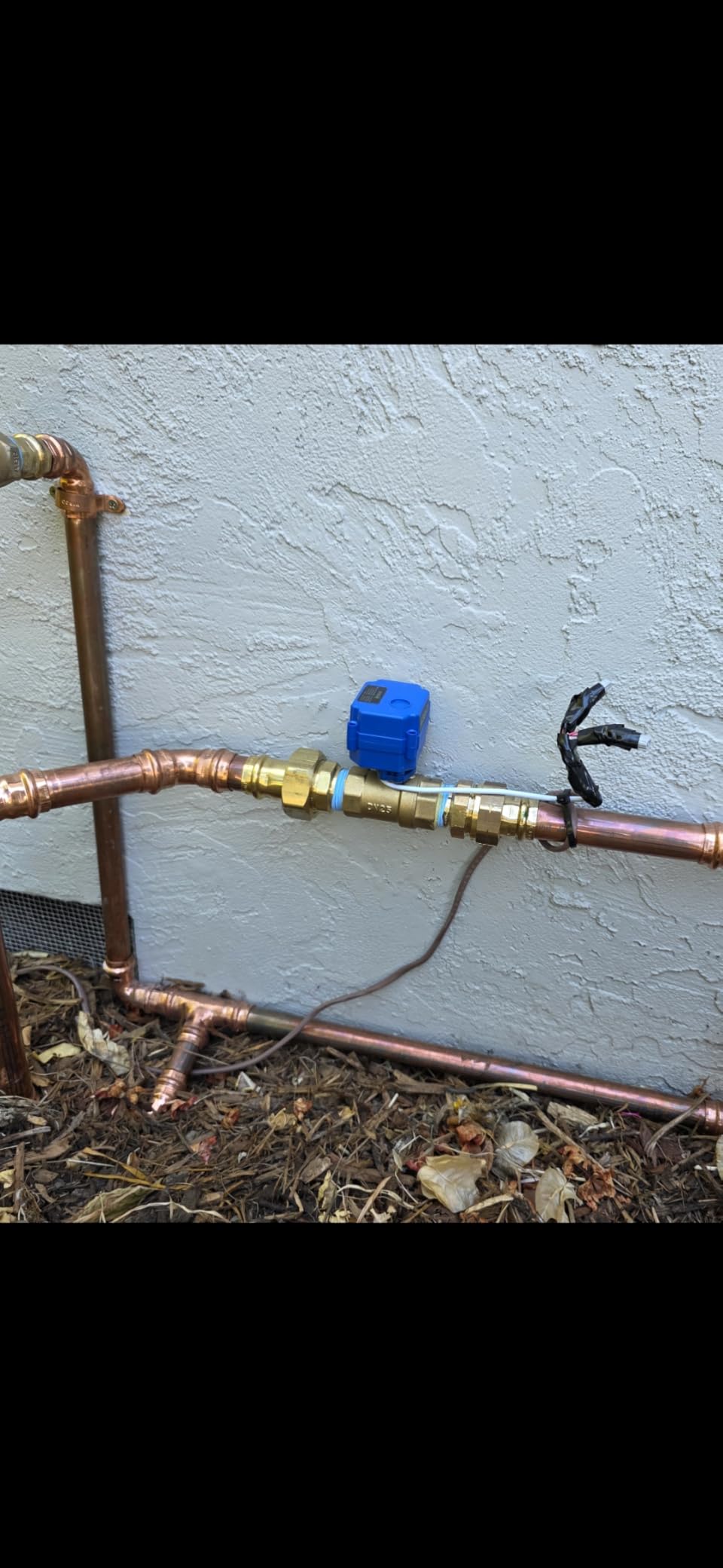 Rachio WiFi Smart Sprinkler Controller (8-Zone Irrigation Remote Control) – App-Based Scheduling, Local Weather Intelligence, Rain Skips, Easy DIY Install - Customer Photo 2