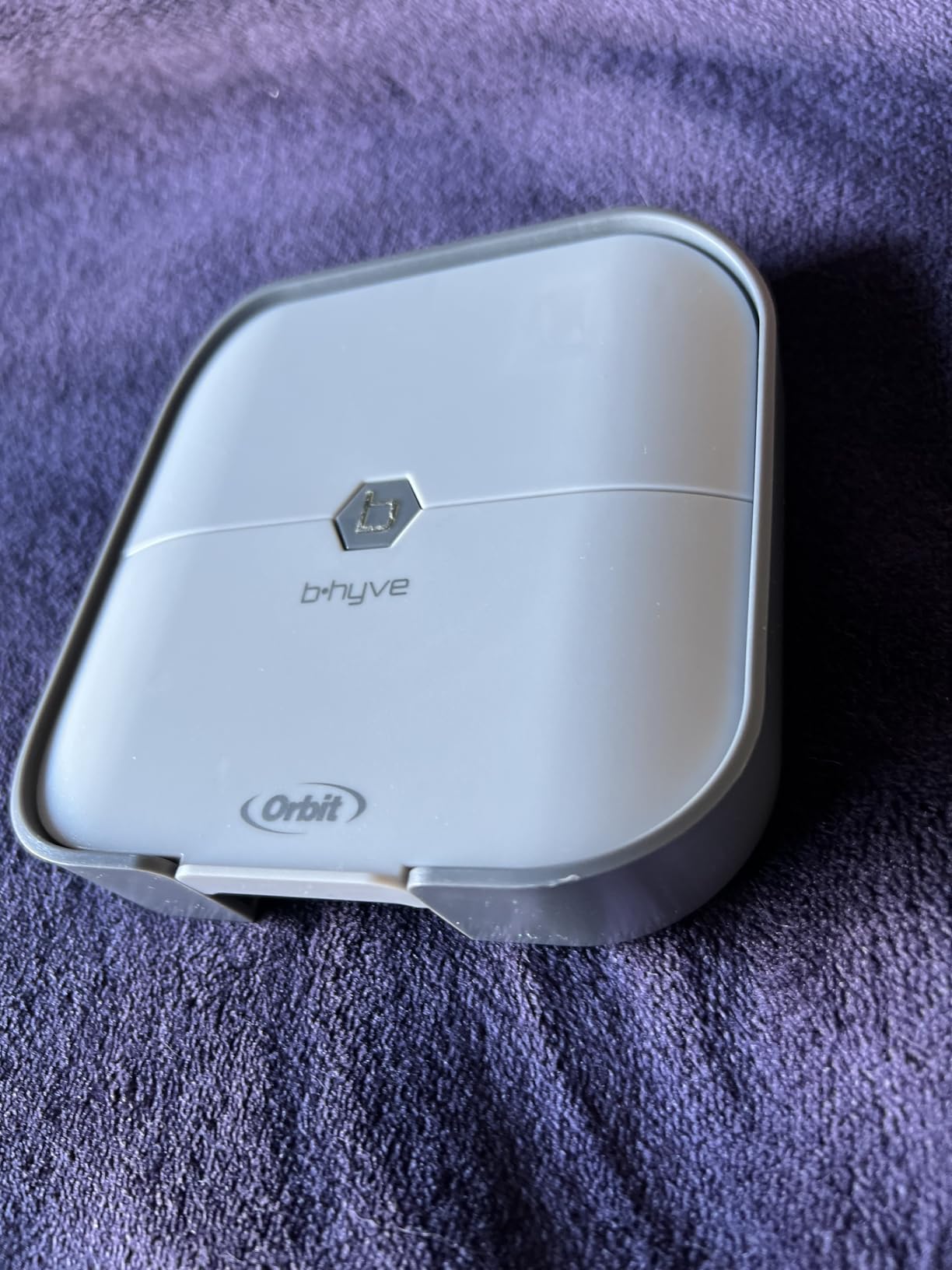 Orbit 57915 B-hyve 4-Zone Indoor Smart Sprinkler Controller - Customer Photo 2