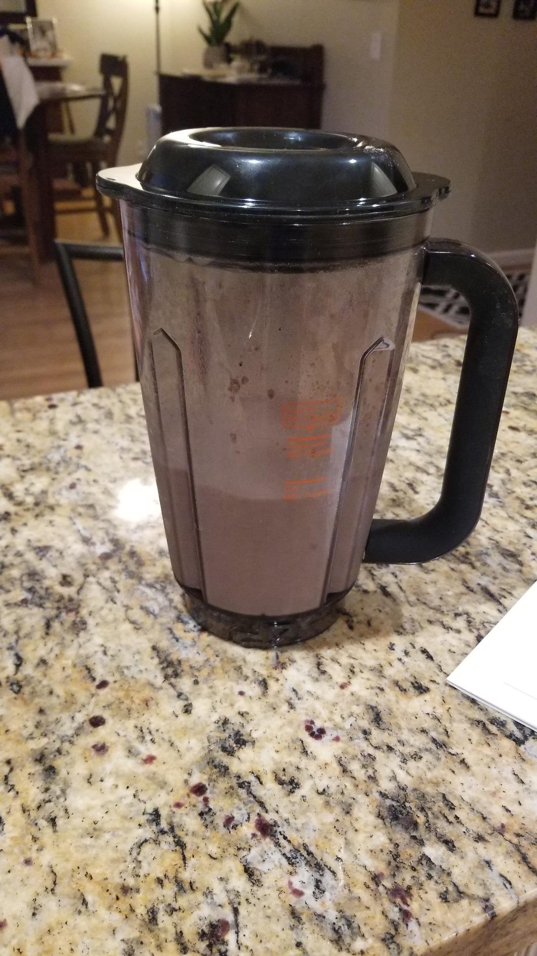 Pado Ozen 500 Vacuum Blender, Countertop Kitchen Blender for Nutrient Dense Smoothie Blends That Don't Separate, Plus Extra Vacuum Storage Container-Silver - Customer Photo 2
