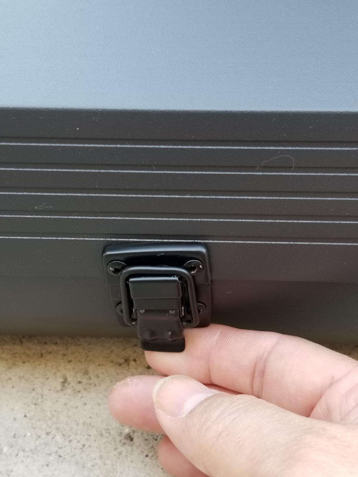 EMART Upgrade Green Screen, 61x72in Collapsible Chroma Key Panel for Background Removal, Portable & Retractable Wrinkle-Resistant Backdrop with Stand for Streaming, Photographic Studio, TikTok - Customer Photo 1