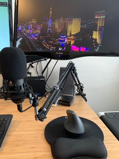 USB Microphone, MAONO 192KHZ/24Bit Plug & Play PC Computer Podcast Condenser Cardioid Metal Mic Kit with Professional Sound Chipset for Recording, Gaming, Singing, YouTube (AU-A04) Customer Review USB Microphone, MAONO 192KHZ/24Bit Plug & Play PC Computer Podcast Condenser Cardioid Metal Mic Kit with Professional Sound Chipset for Recording, Gaming, Singing, YouTube (AU-A04) - Customer Photo 2