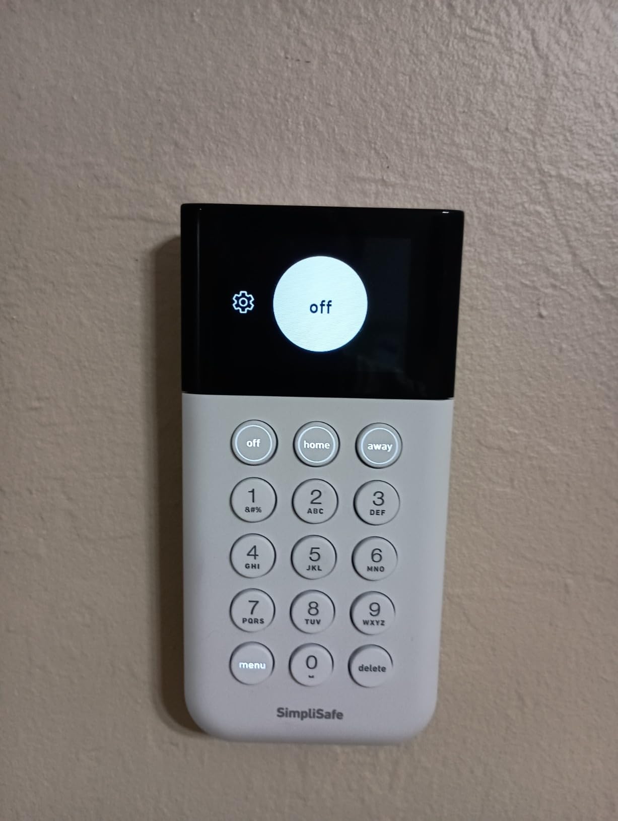 SimpliSafe 9 Piece Wireless Home Security System w/HD Camera - Optional 24/7 Professional Monitoring - No Contract - Compatible with Alexa and Google Assistant - Customer Photo 4