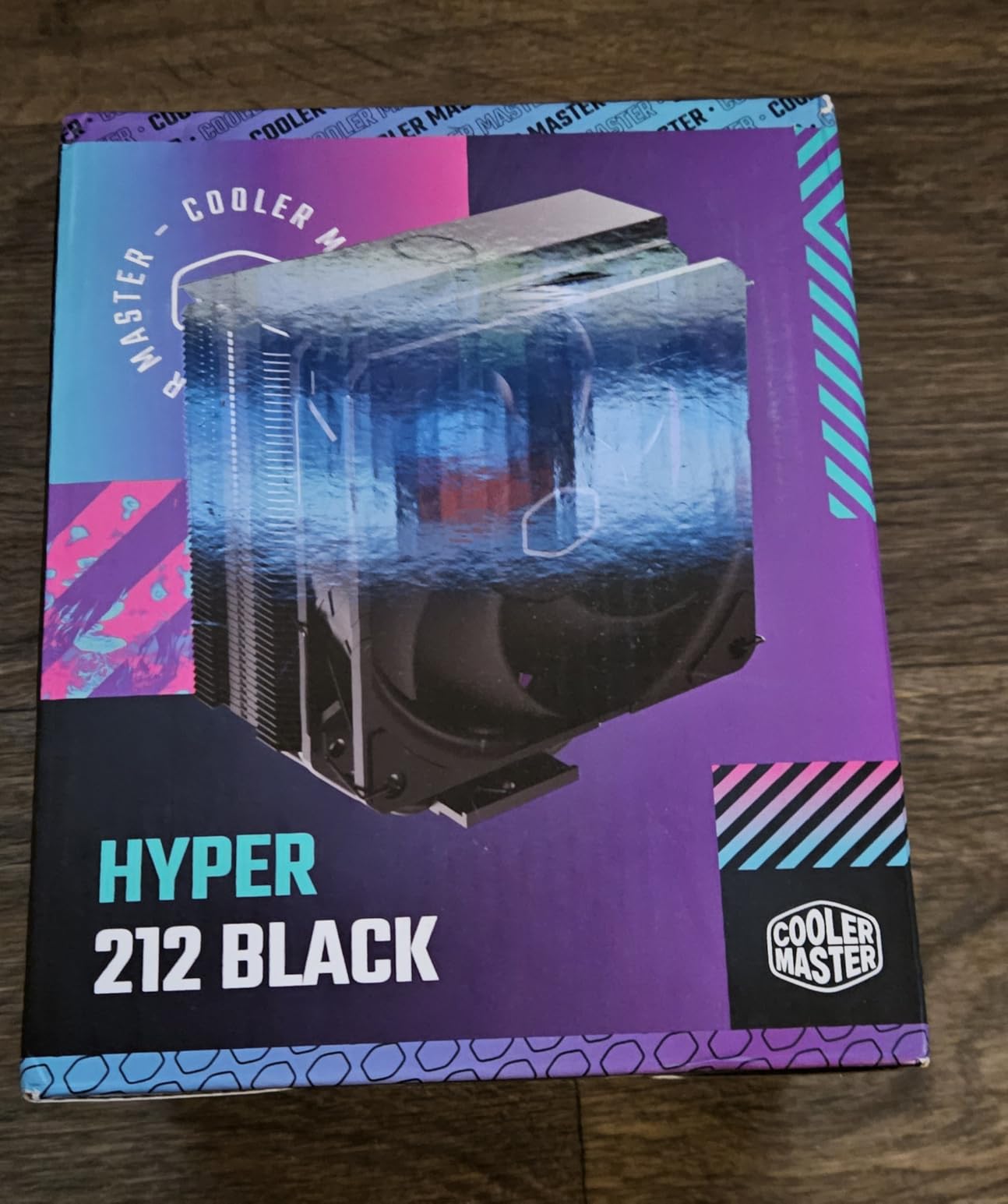 Cooler Master Hyper 212 Black CPU Air Cooler, SickleFlow 120 Edge PWM Fan, Aluminum Top Cover, 4 Copper Heat Pipes, 152mm Tall, AMD Ryzen AM5/AM4, Intel LGA 1851/1700/1200 Brackets - Customer Photo 1