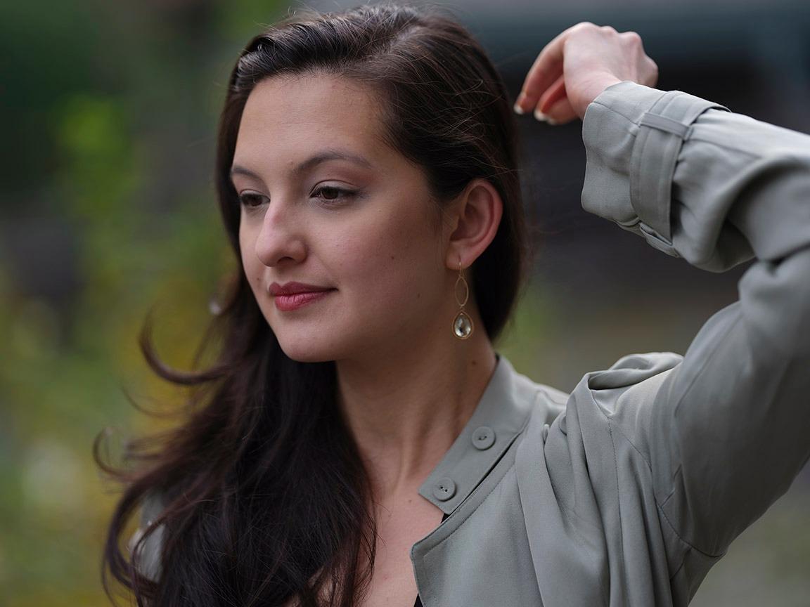 Fujifilm Mirrorless Digital Camera with 3.2 Fujifilm Mirrorless Digital Camera with 3.2